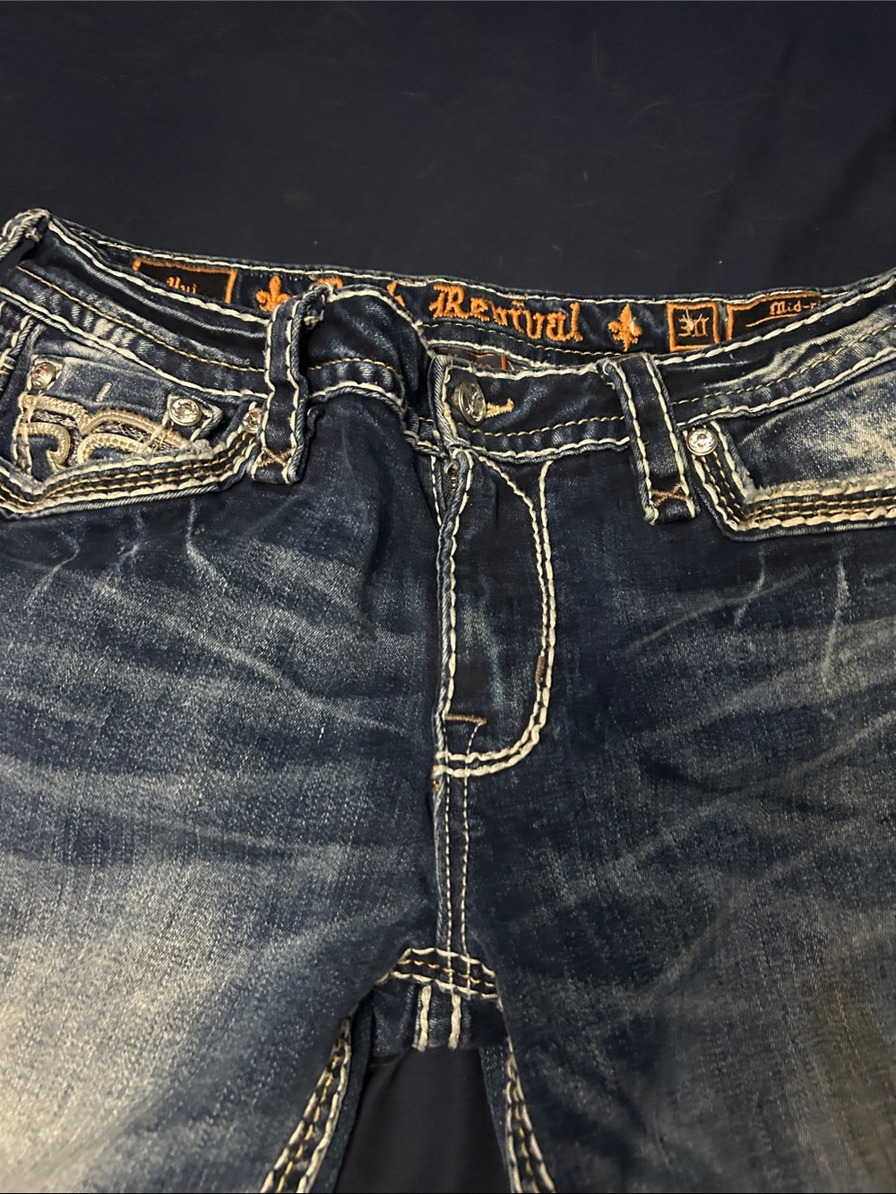 Rock Revival Yui Distressed Light Wash mid-rise Boot Cut Jeans Size 30 inseam 33 - Picture 4 of 9